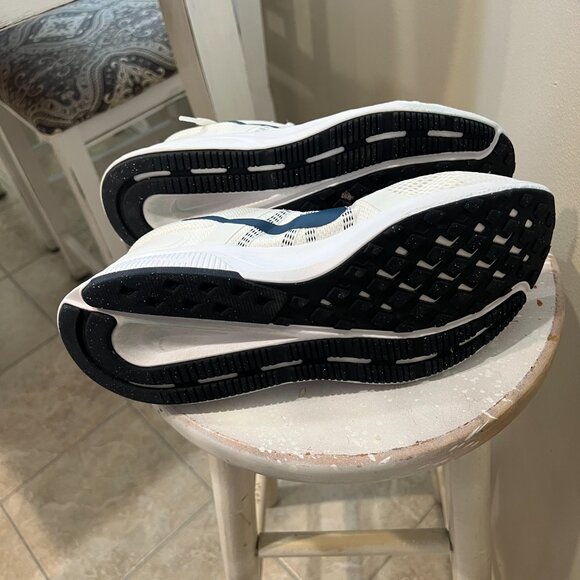 Nike Nuevo Run Swift 2 CU3517-101 Mens White Mesh Athletic Running Shoes - Picture 3 of 9